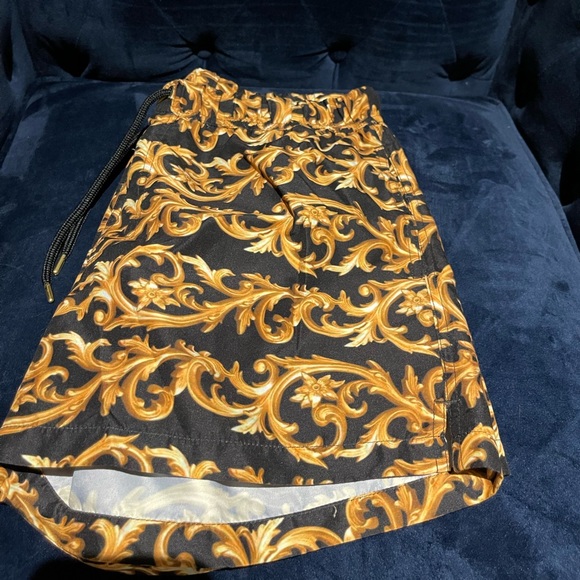 Men’s ASOS swim trunks - Picture 2 of 2